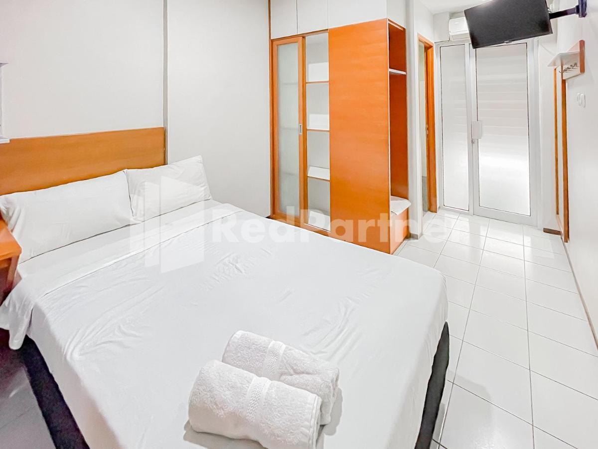 Sang Surya Guesthouse Syariah Near Rs Hasan Sadikin Mitra Reddoorz Bandung Exterior photo